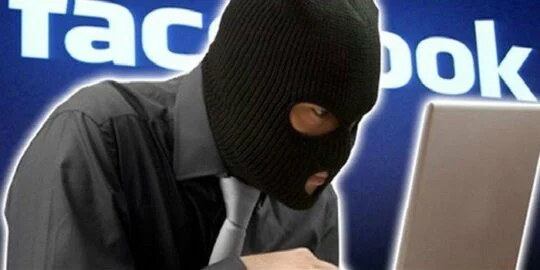 Burgular Uses Victims Computer To Check His Facebook