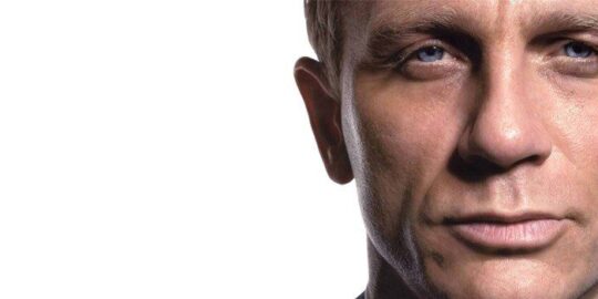 10 Fast Facts About Daniel Craig