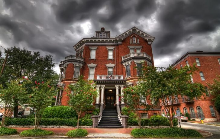 A haunted house in Georgia