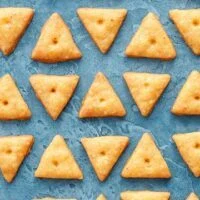 August 28: Crackers Over the Keyboard Day