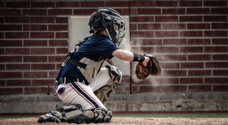 A left-handed catcher