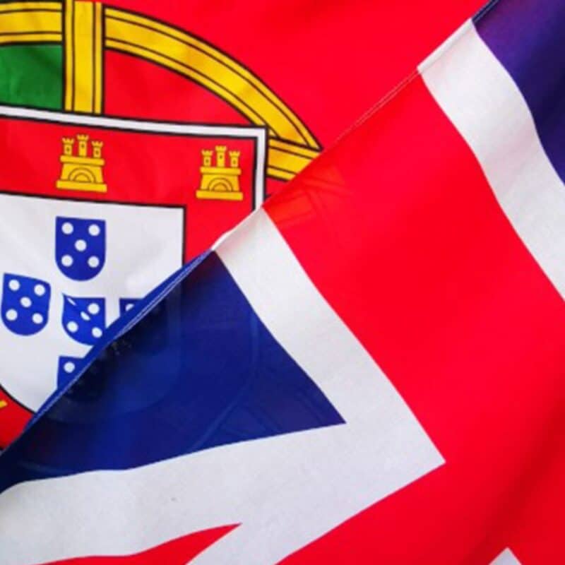 Flags of Portugal and the United Kingdom overlapping